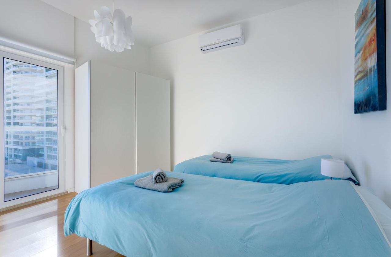 Apartment With Stunning Seaviews Сліма Екстер'єр фото