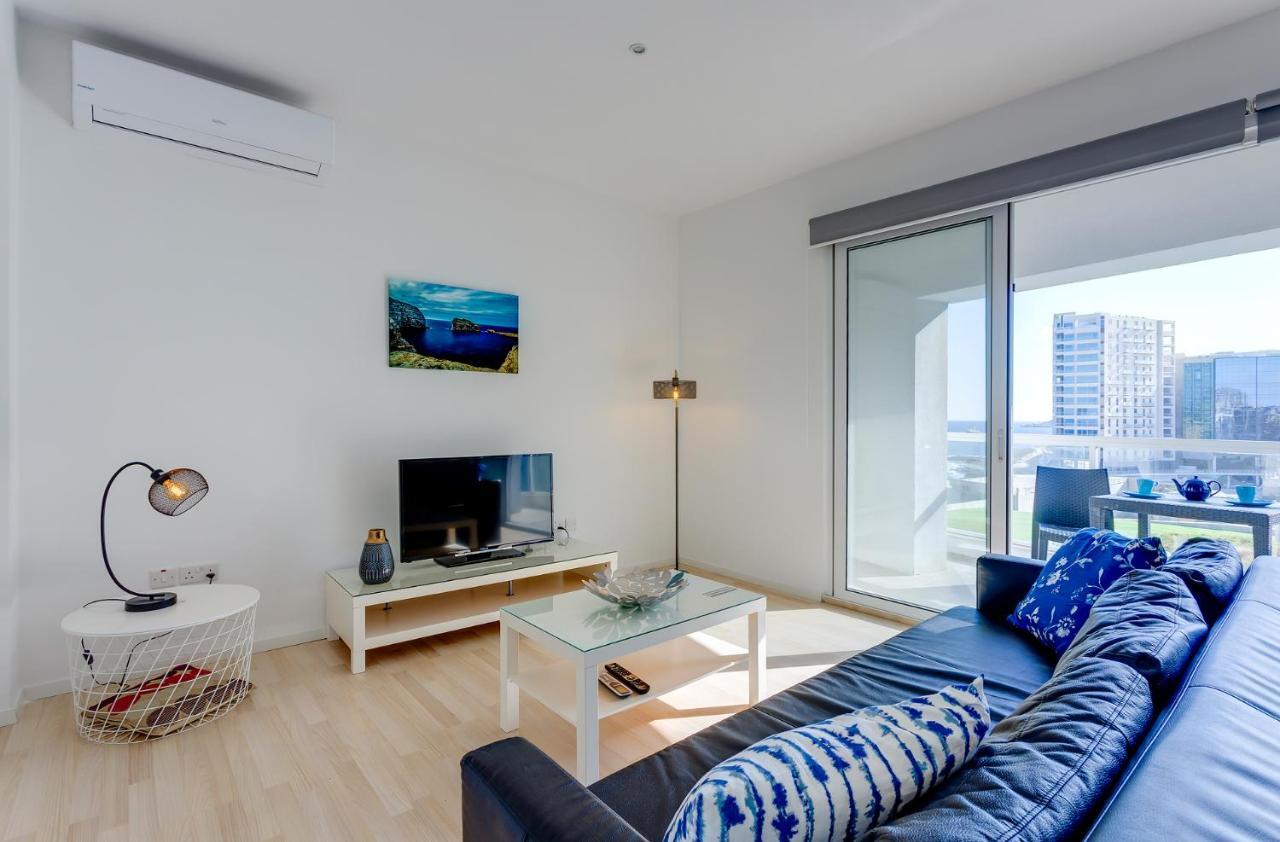 Apartment With Stunning Seaviews Сліма Екстер'єр фото