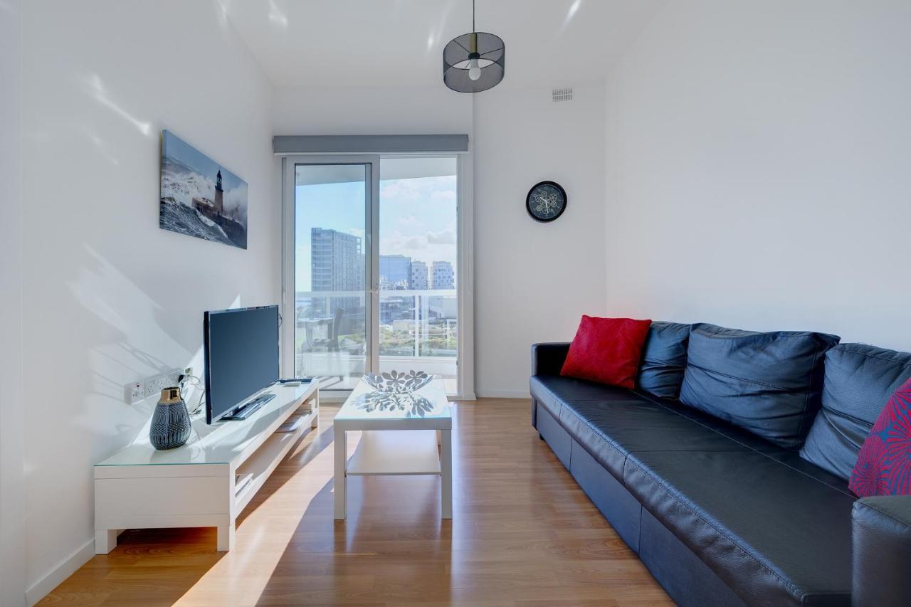 Apartment With Stunning Seaviews Сліма Екстер'єр фото