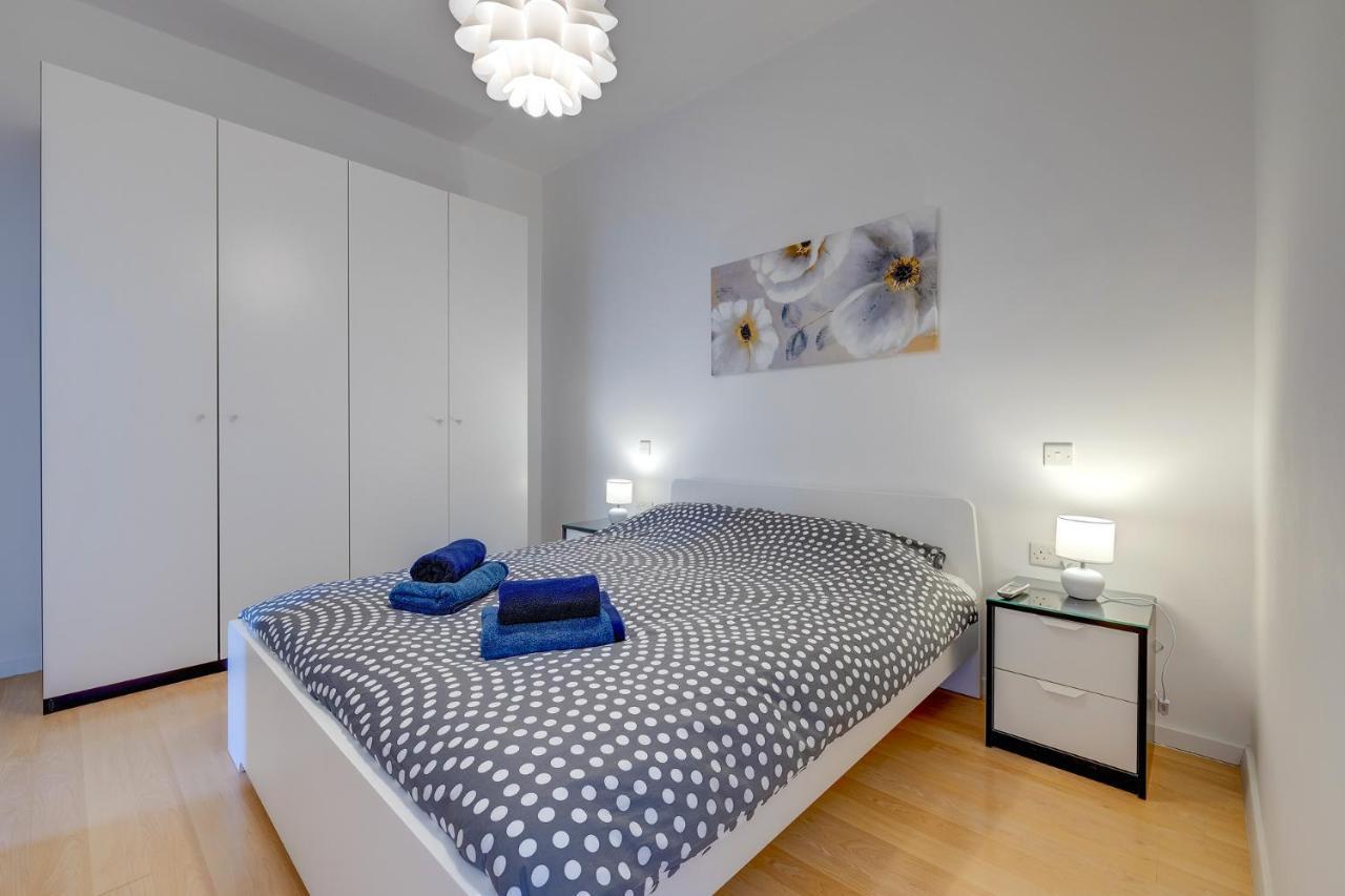 Apartment With Stunning Seaviews Сліма Екстер'єр фото